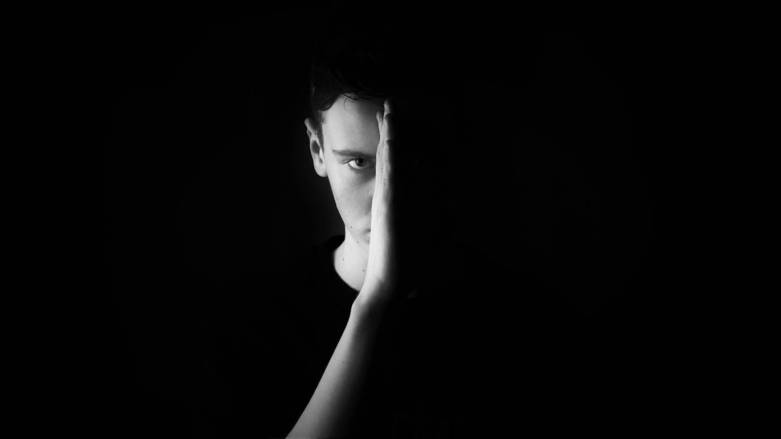 Violences psychologiques : comment sortir de l’emprise d’un manipulateur ? Les conseils d’un Avocat en violences conjugales